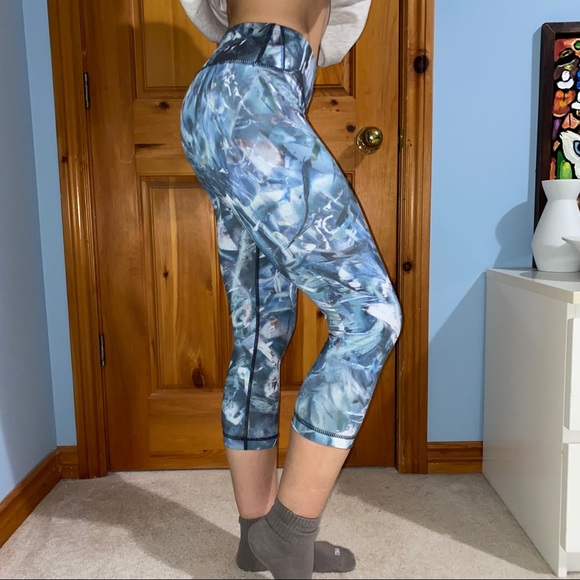 VIMMIA Mid-calf Leggings size XS - Picture 2 of 5